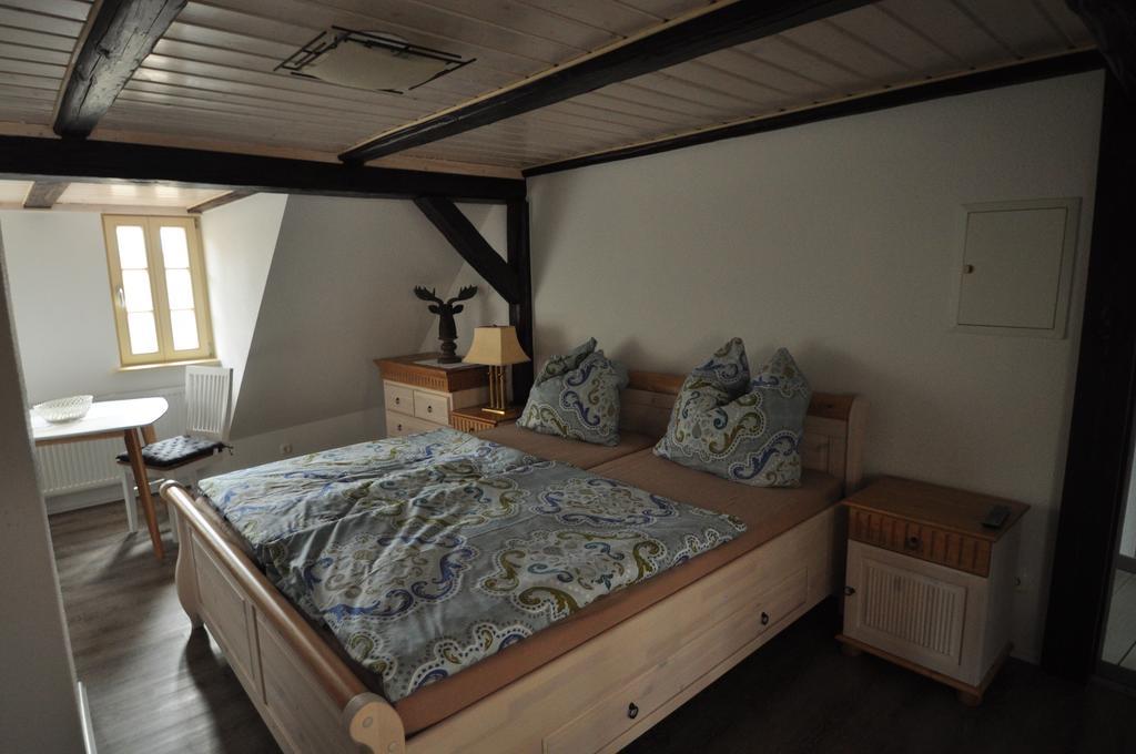 Gasthaus Und Ferienwohnungen "Zum Buechsenmacher" Вернигерод Екстериор снимка