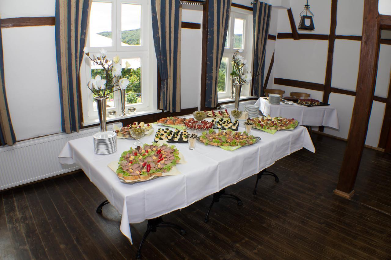 Gasthaus Und Ferienwohnungen "Zum Buechsenmacher" Вернигерод Екстериор снимка