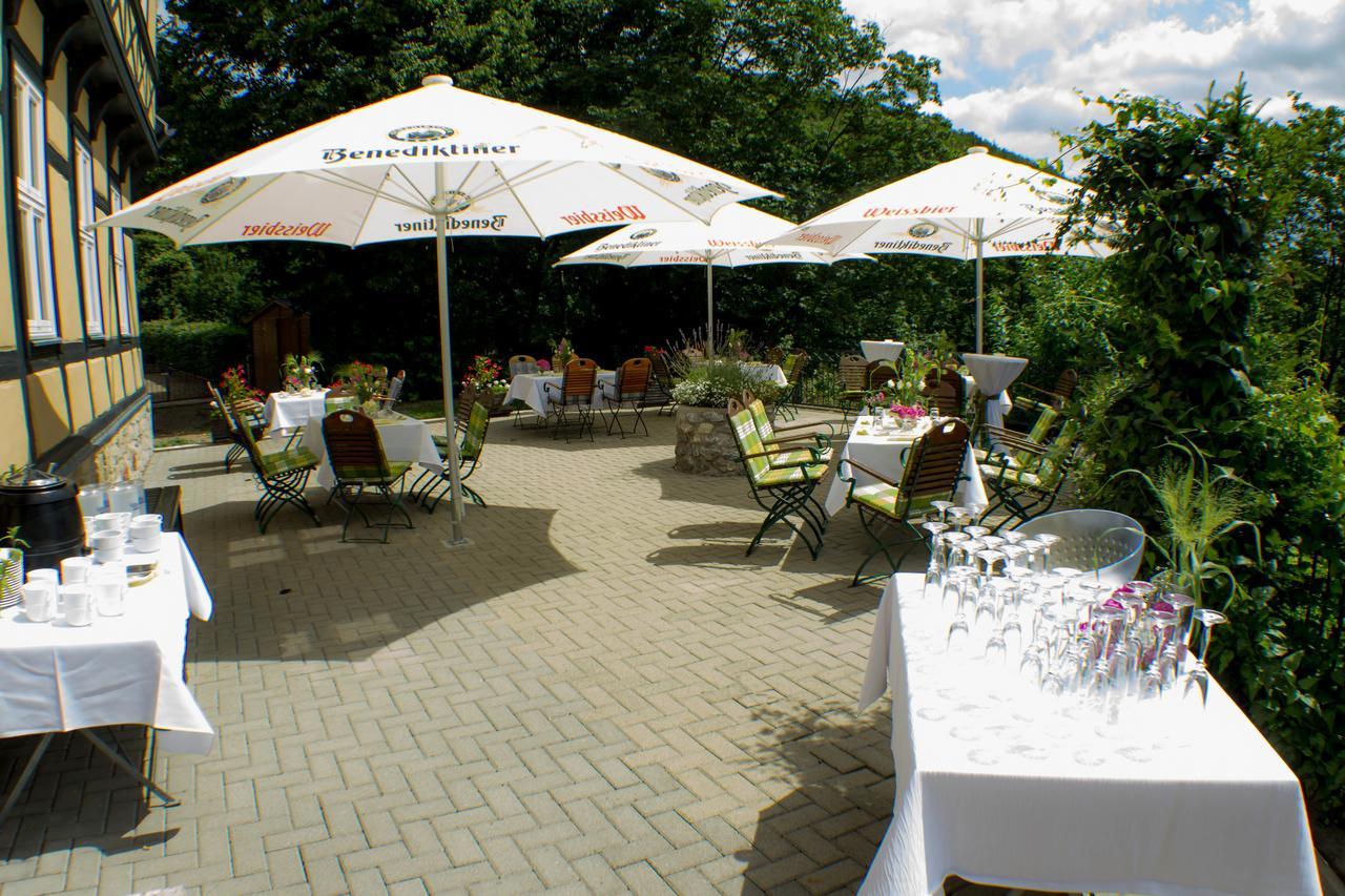 Gasthaus Und Ferienwohnungen "Zum Buechsenmacher" Вернигерод Екстериор снимка